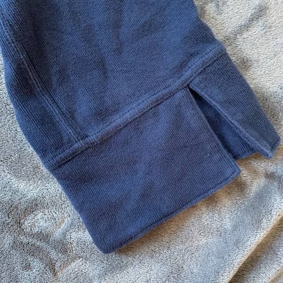 Men’s Tommy Bahama Split Crew Neck Sweater🐬 - Picture 6 of 10